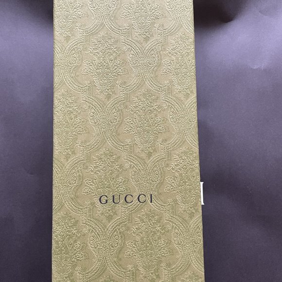 Gucci Pink Embossed Slide Sandals - Picture 6 of 8